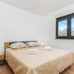 9 Villa Marčana