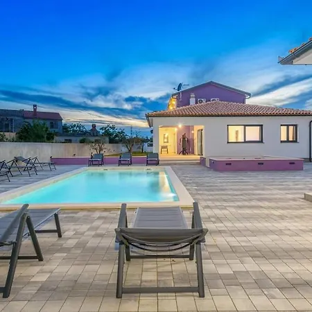 9 Villa Marcana