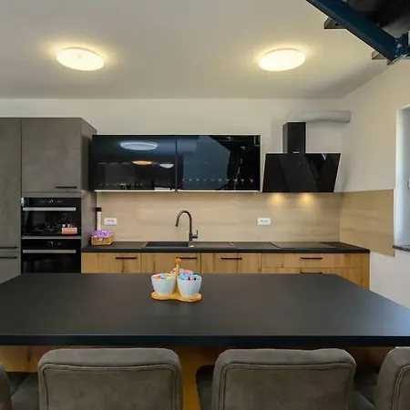 Villa 9