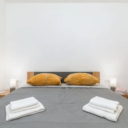 Villa 9 Marcana