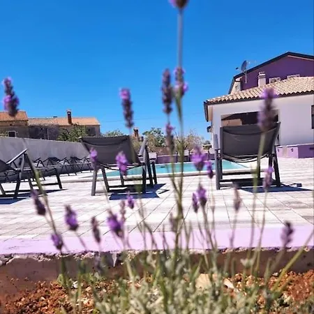 Villa 9 *
